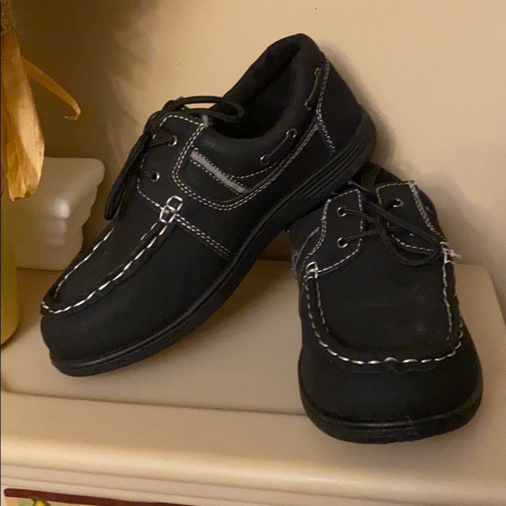 Josmo boys size 3 shoes